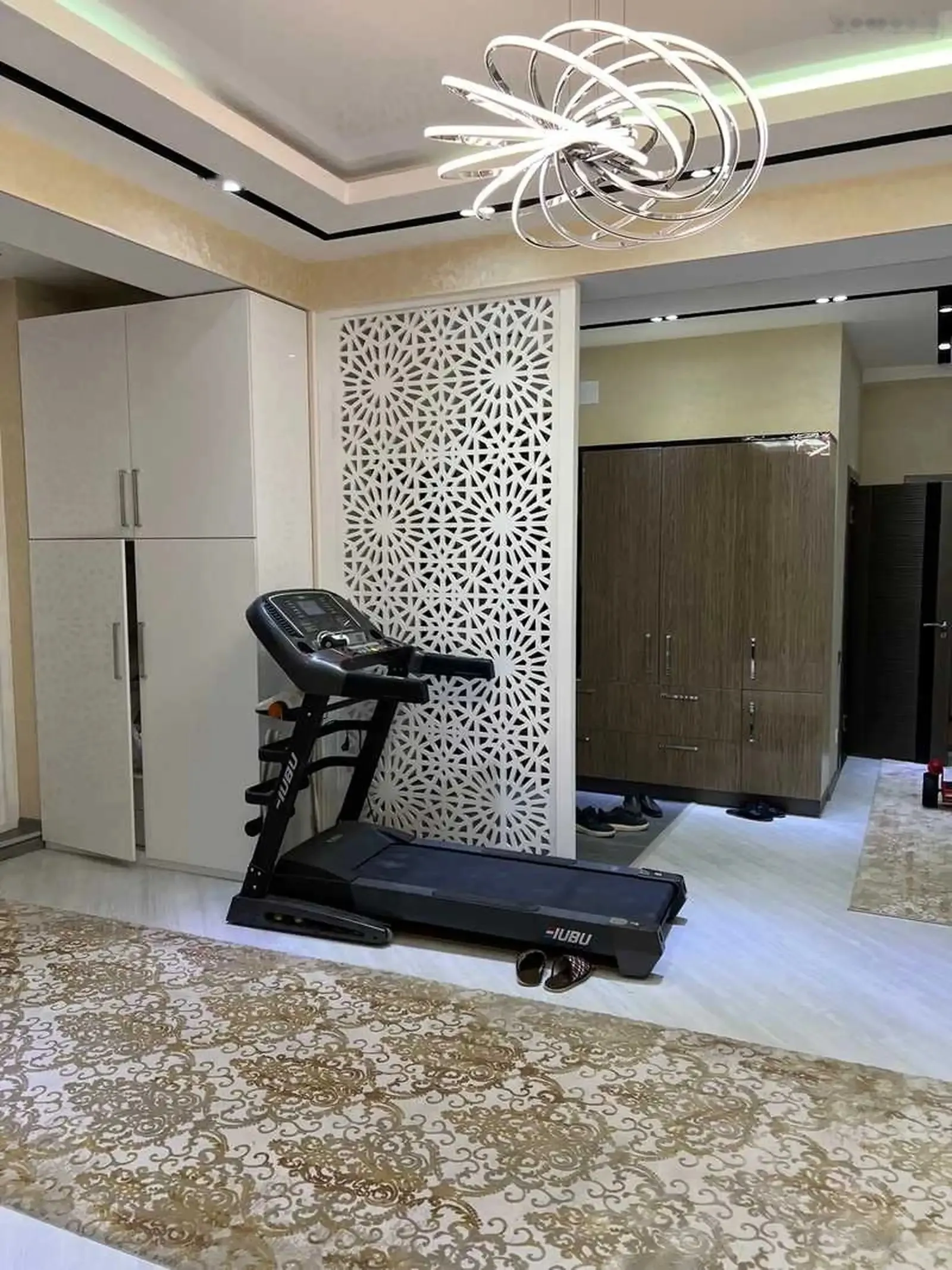 3-комн. квартира, 3 этаж, 180м², дом печать