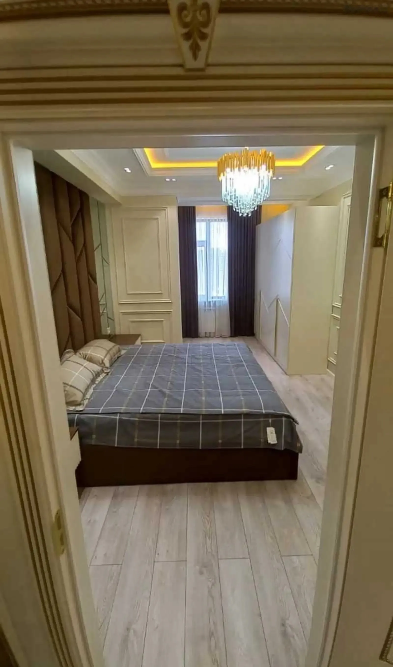 2-комн. квартира, 14 этаж, 90м², дом печати