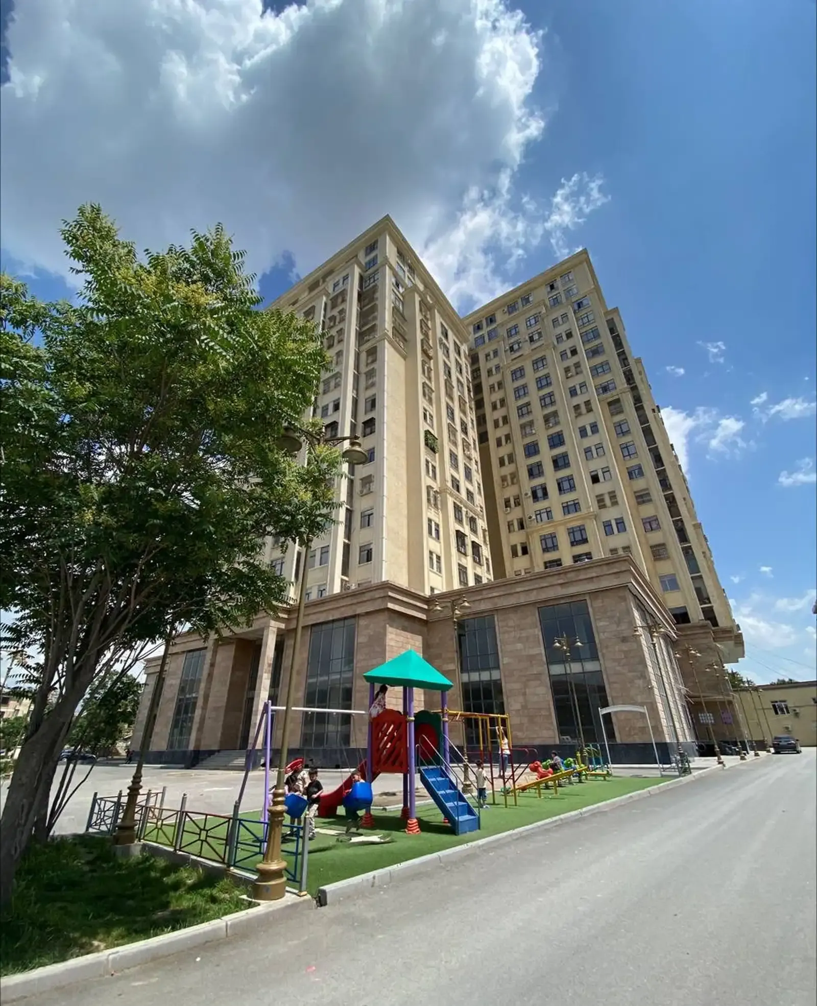 2-комн. квартира, 3 этаж, 58 м², Фирдавси, Молодежный