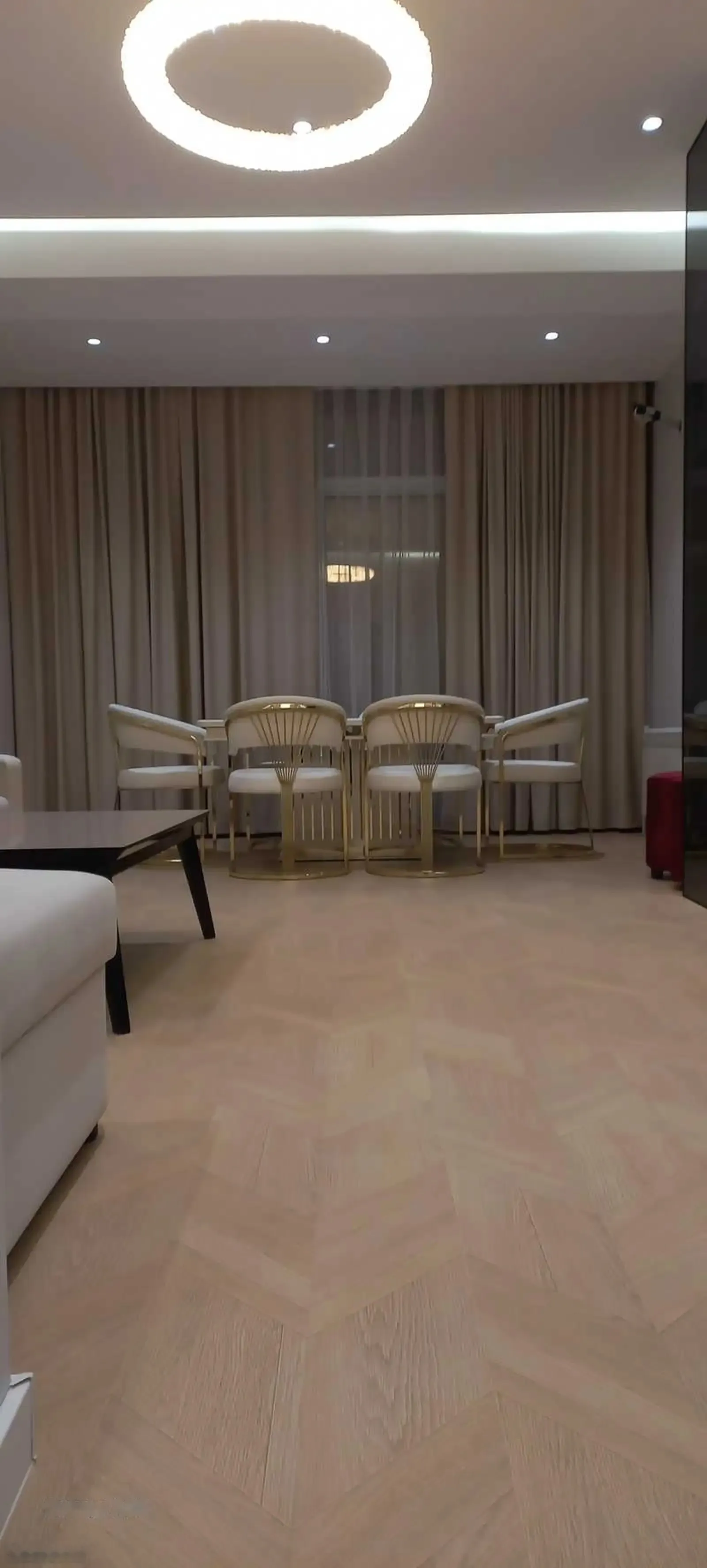2-комн. квартира, 3 этаж, 127м², оперка