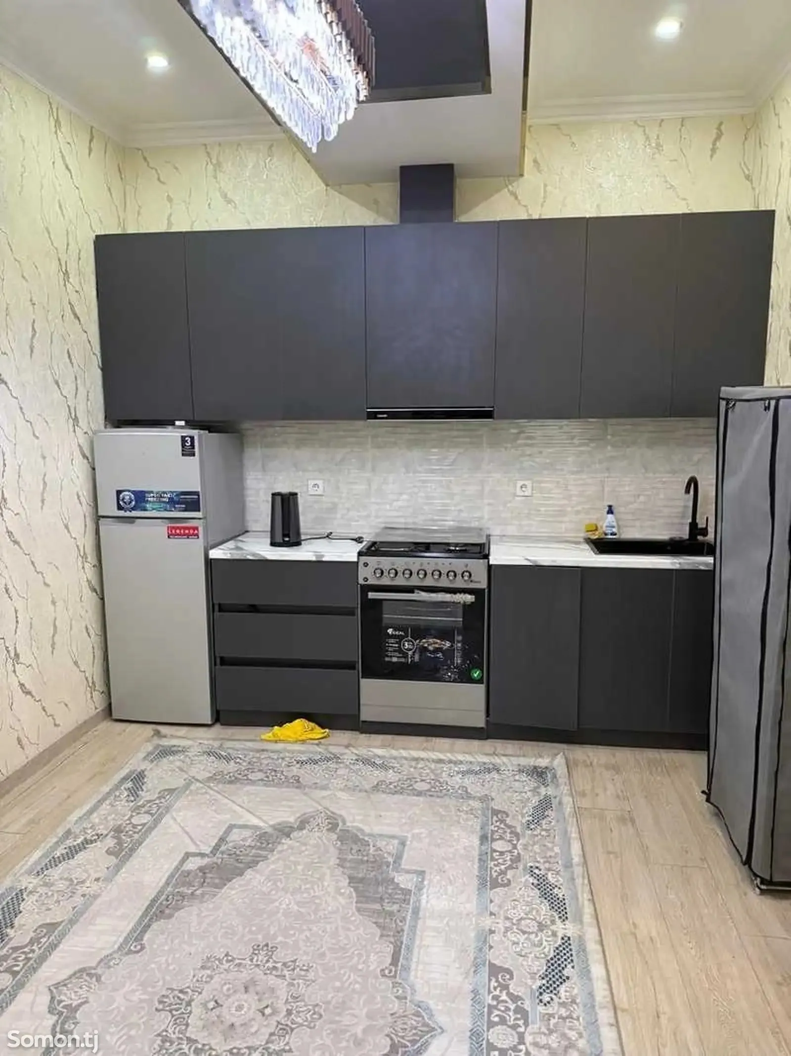 2-комн. квартира, 11 этаж, 65м², голубой экран