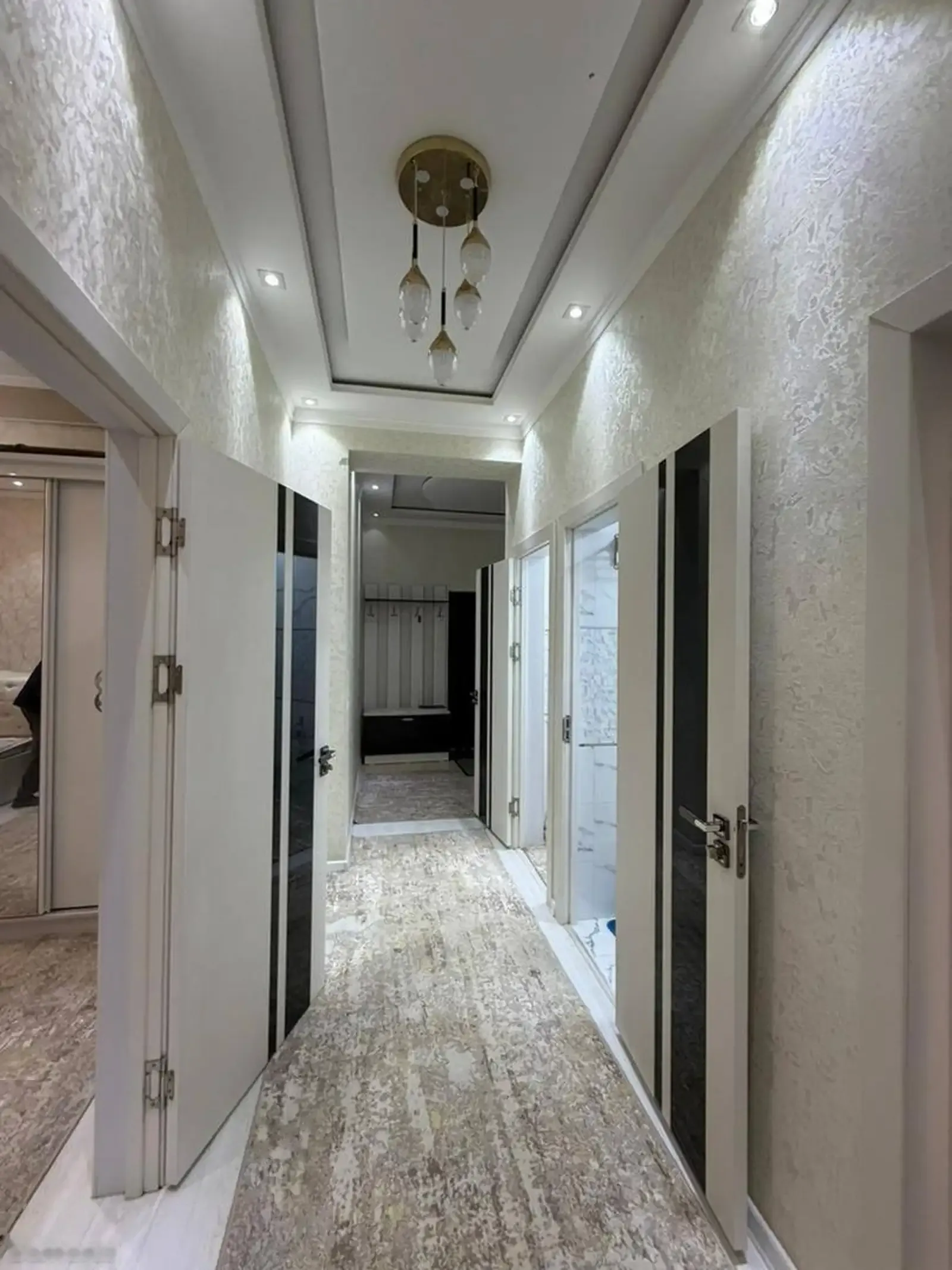 2-комн. квартира, 12 этаж, 75м², Шохмансур
