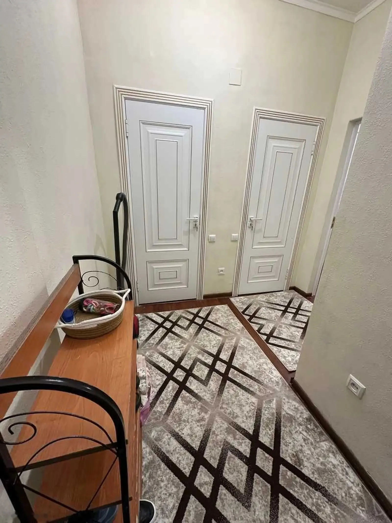 2-комн. квартира, 9 этаж, 60м², Шохмансур
