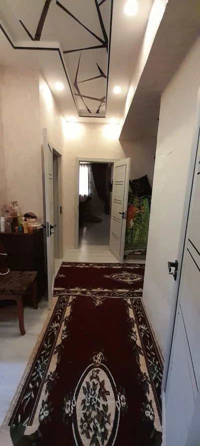2-комн. квартира, Цокольный этаж, 53 м², 18 мкр — миниатюра 4
