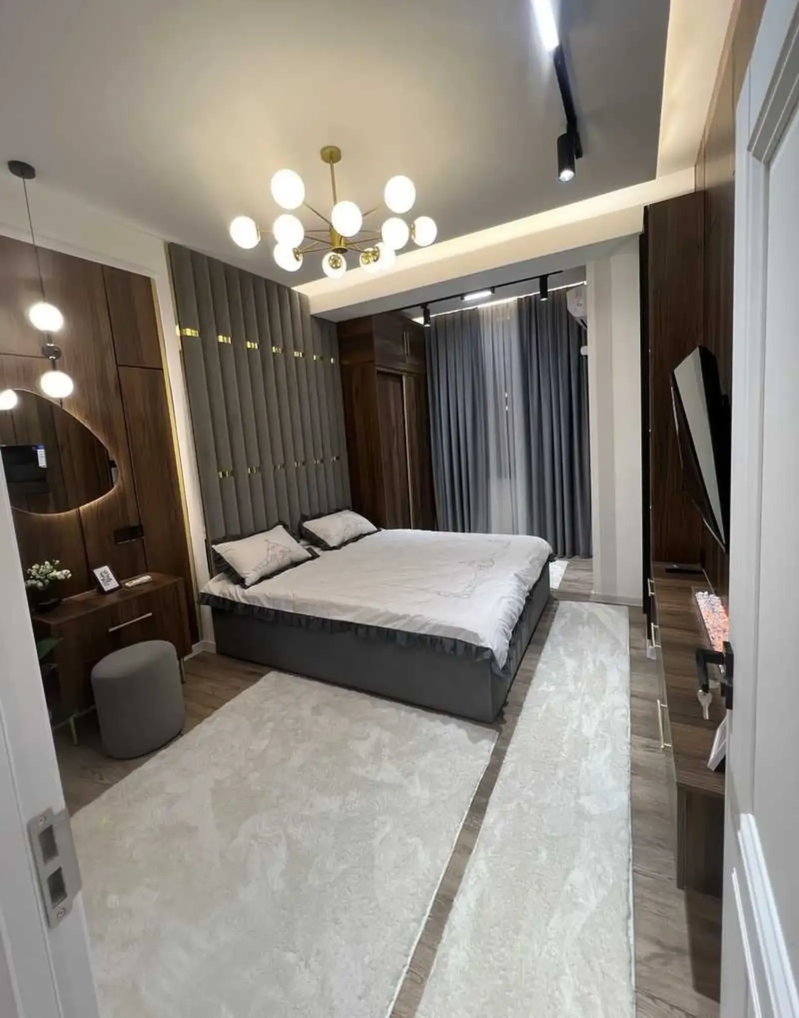 2-комн. квартира, 9 этаж, 85м², СКОРИЙ ГУЛЯ ГОЛД