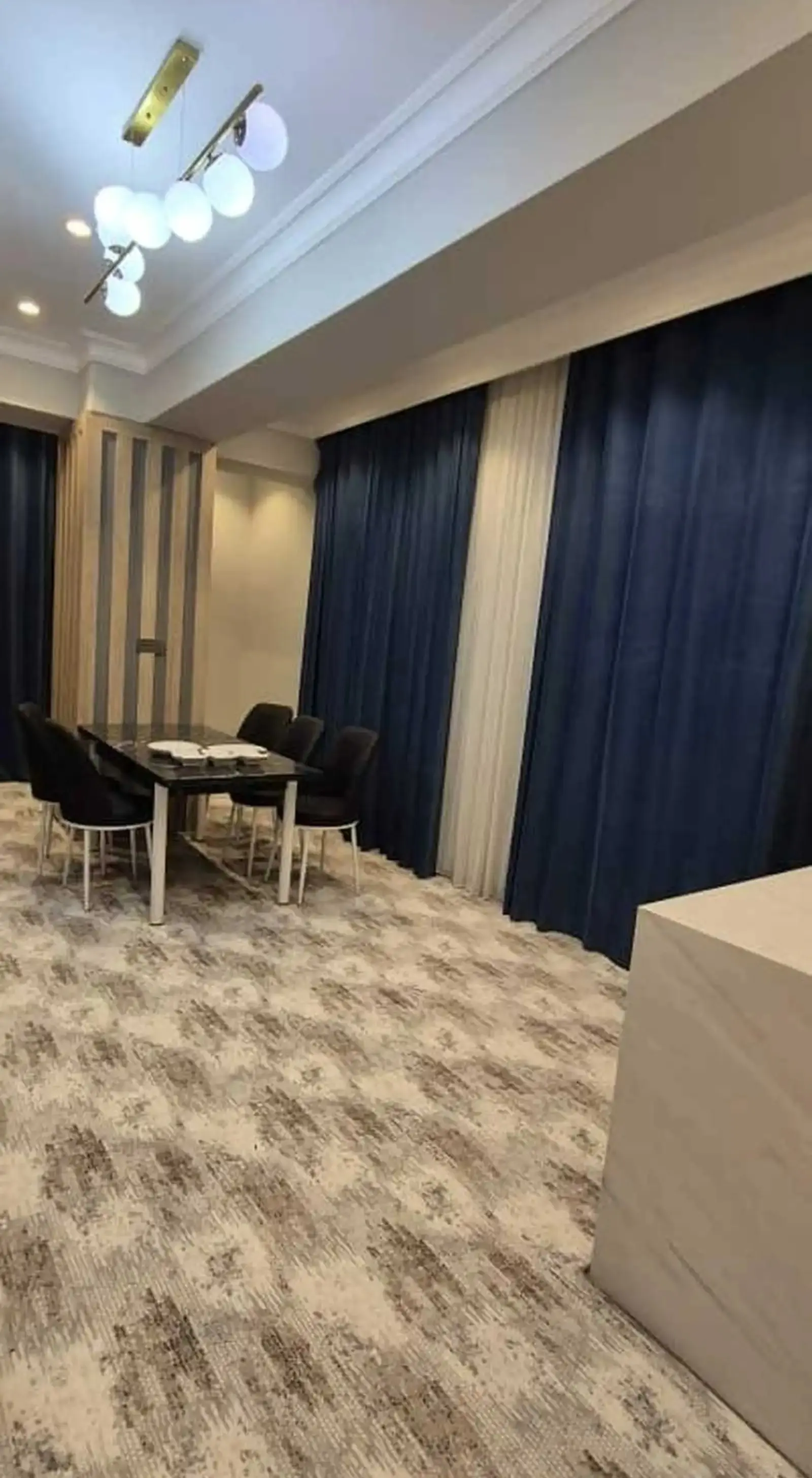 2-комн. квартира, 15 этаж, 90м², Шохмансур