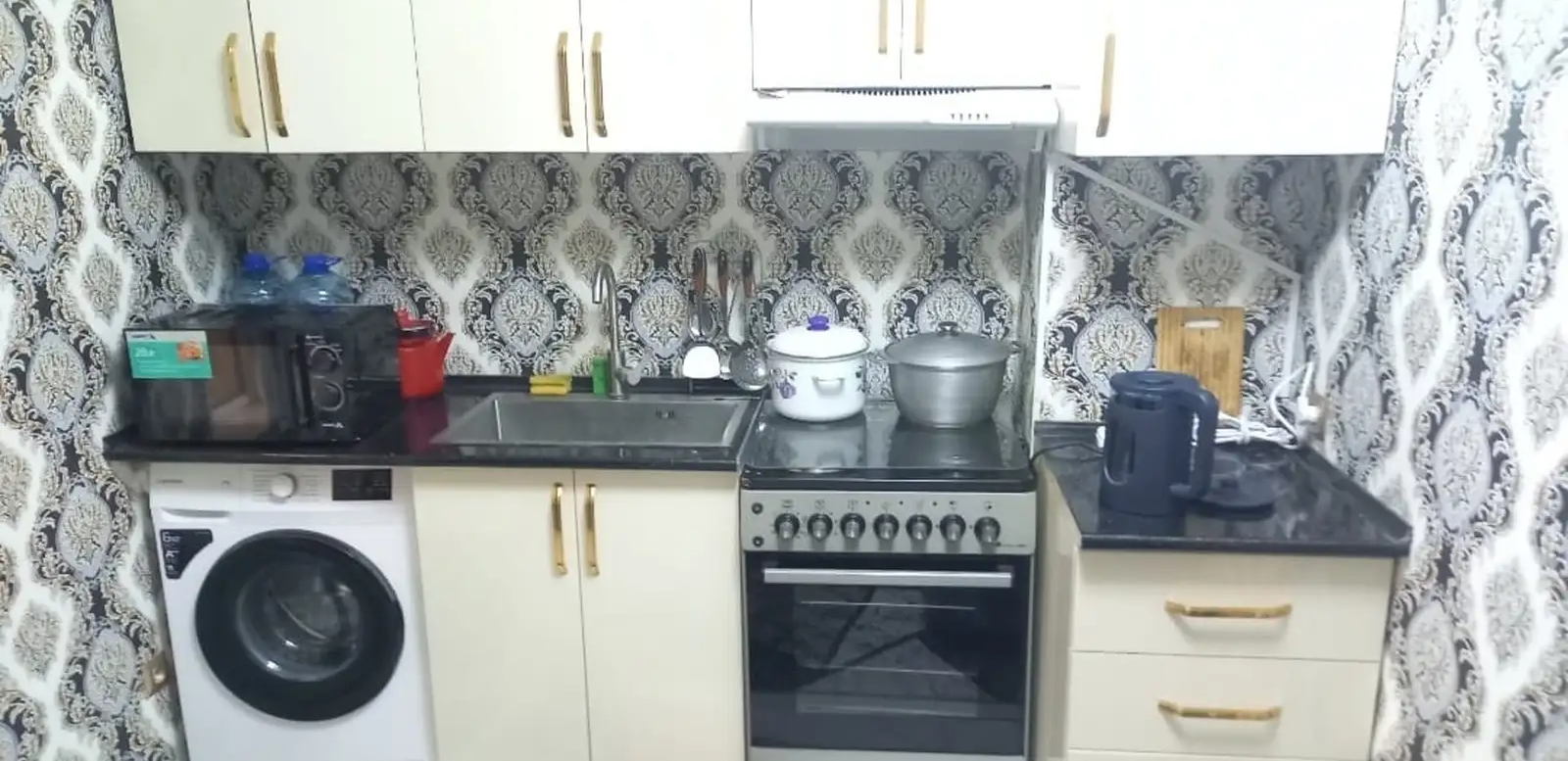 2-комн. квартира, 6 этаж, 60м², Шохмансур на против Скорий доми Айни 51 супермаркет Релакс