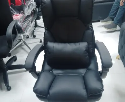 Офисное кресло