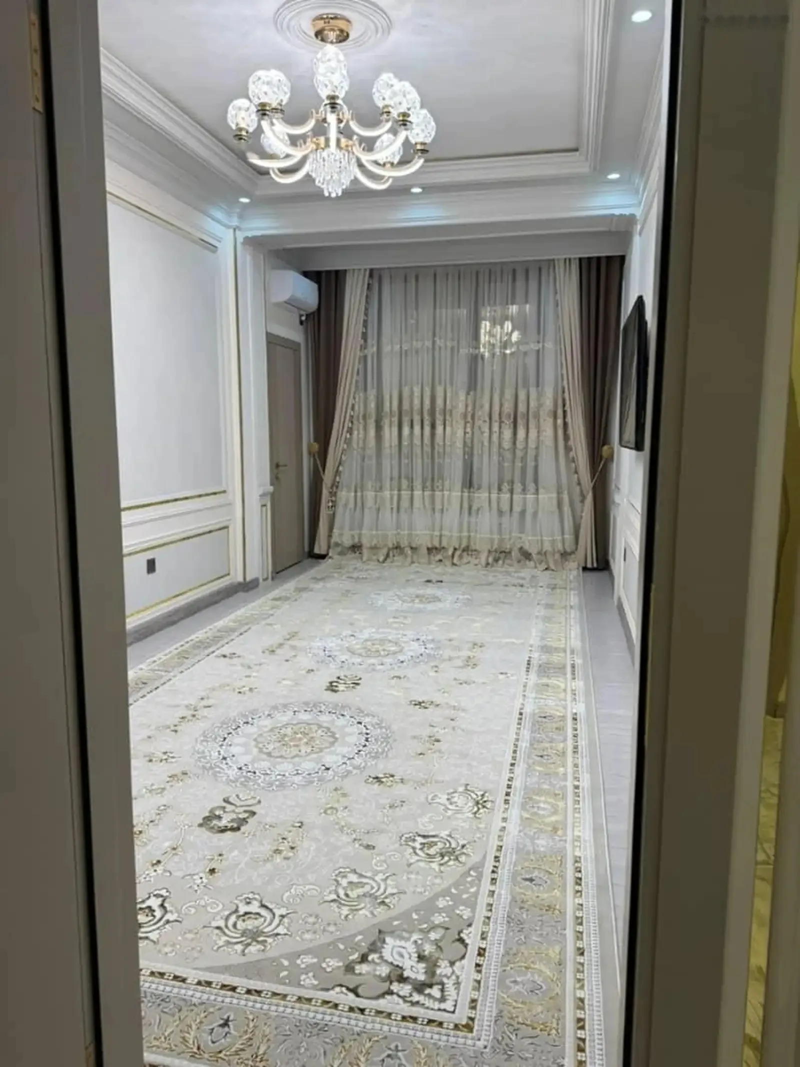 3-комн. квартира, 8 этаж, 110м², Ру ба руйи андози Шохмансур