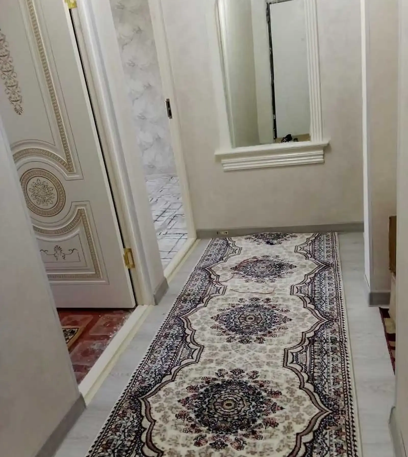 2-комн. квартира, 5 этаж, 65м², сино