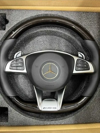 Руль от Mercedes-Benz