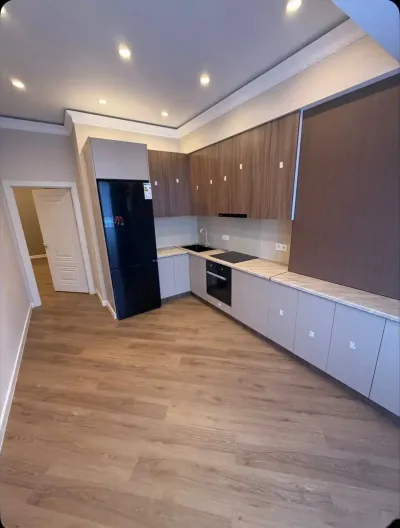 4-комн. квартира, 13 этаж, 116 м², И. Сомони