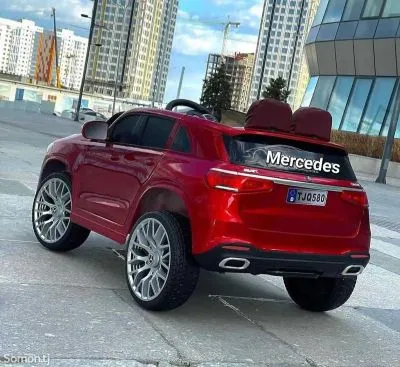 Детский электромобиль