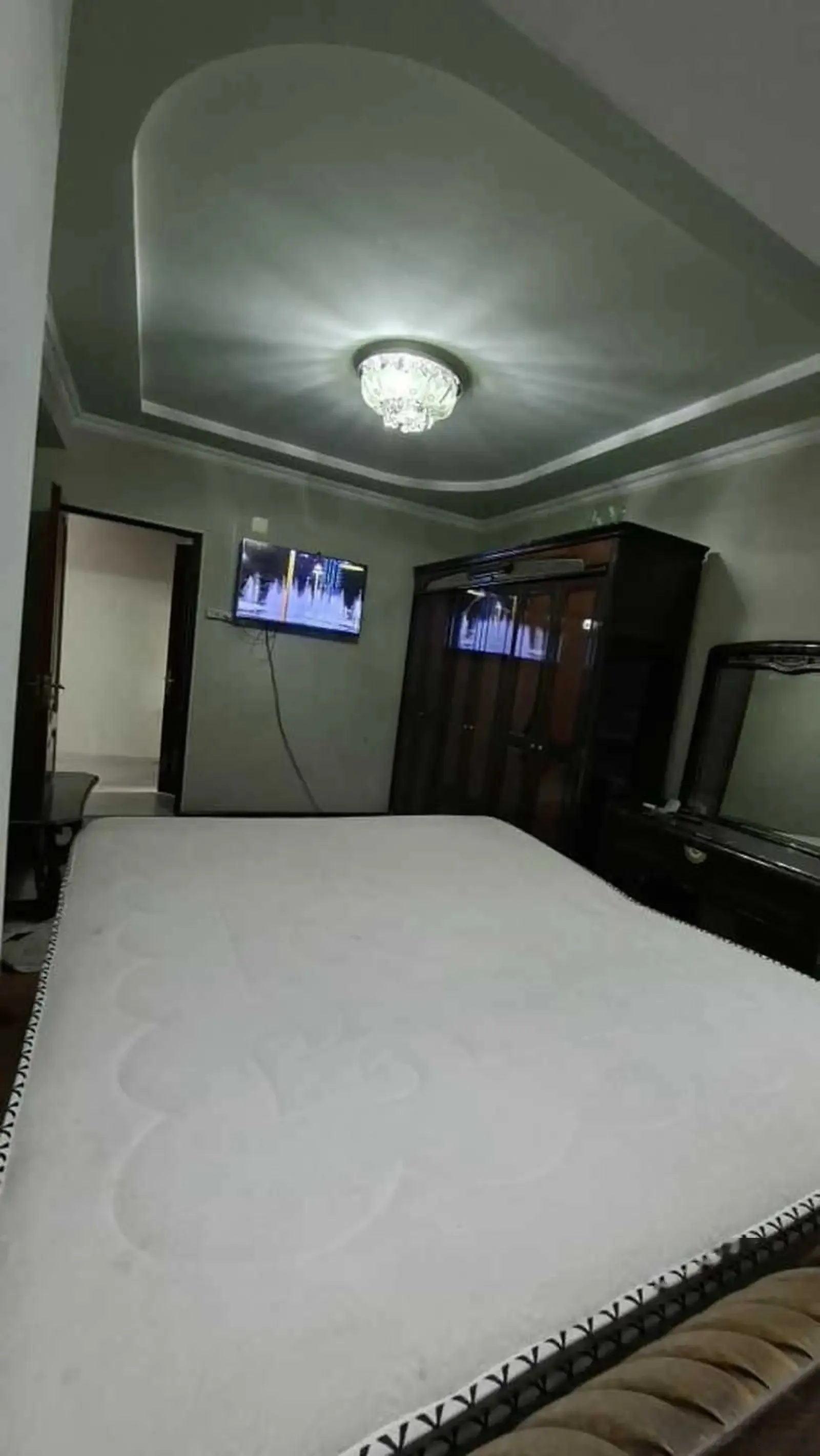 2-комн. квартира, 5 этаж, 65м², сино