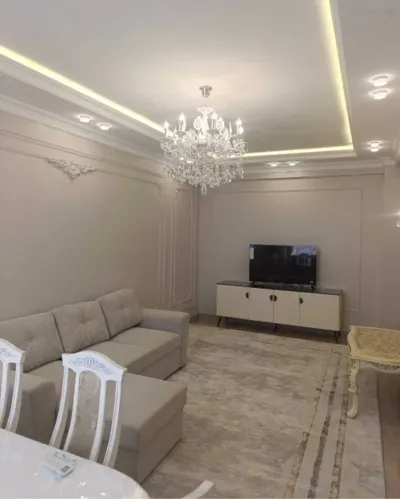 2-комн. квартира, 11 этаж, 80м², Шохмансур