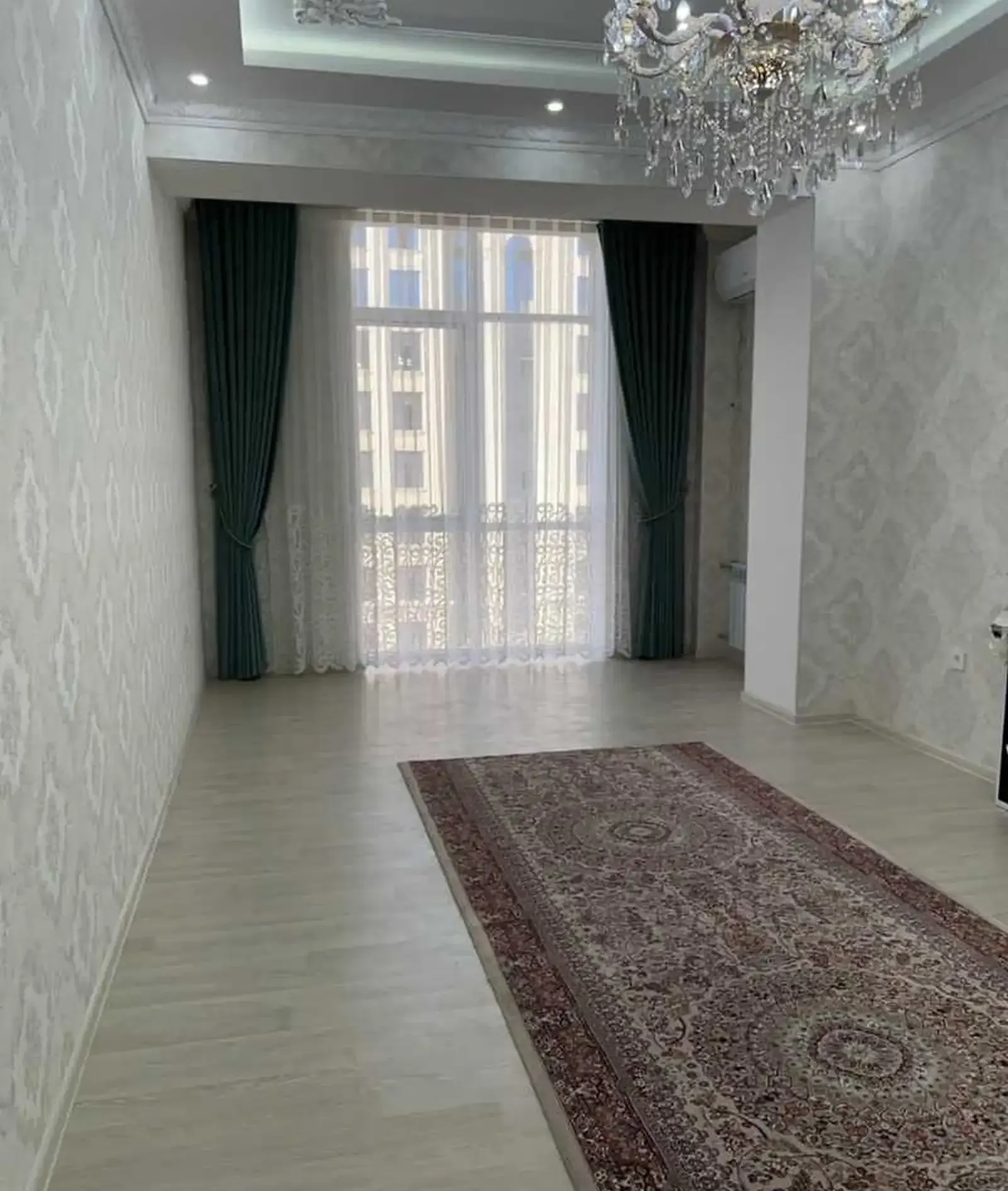 3-комн. квартира, 12 этаж, 95м², Шоҳмансур