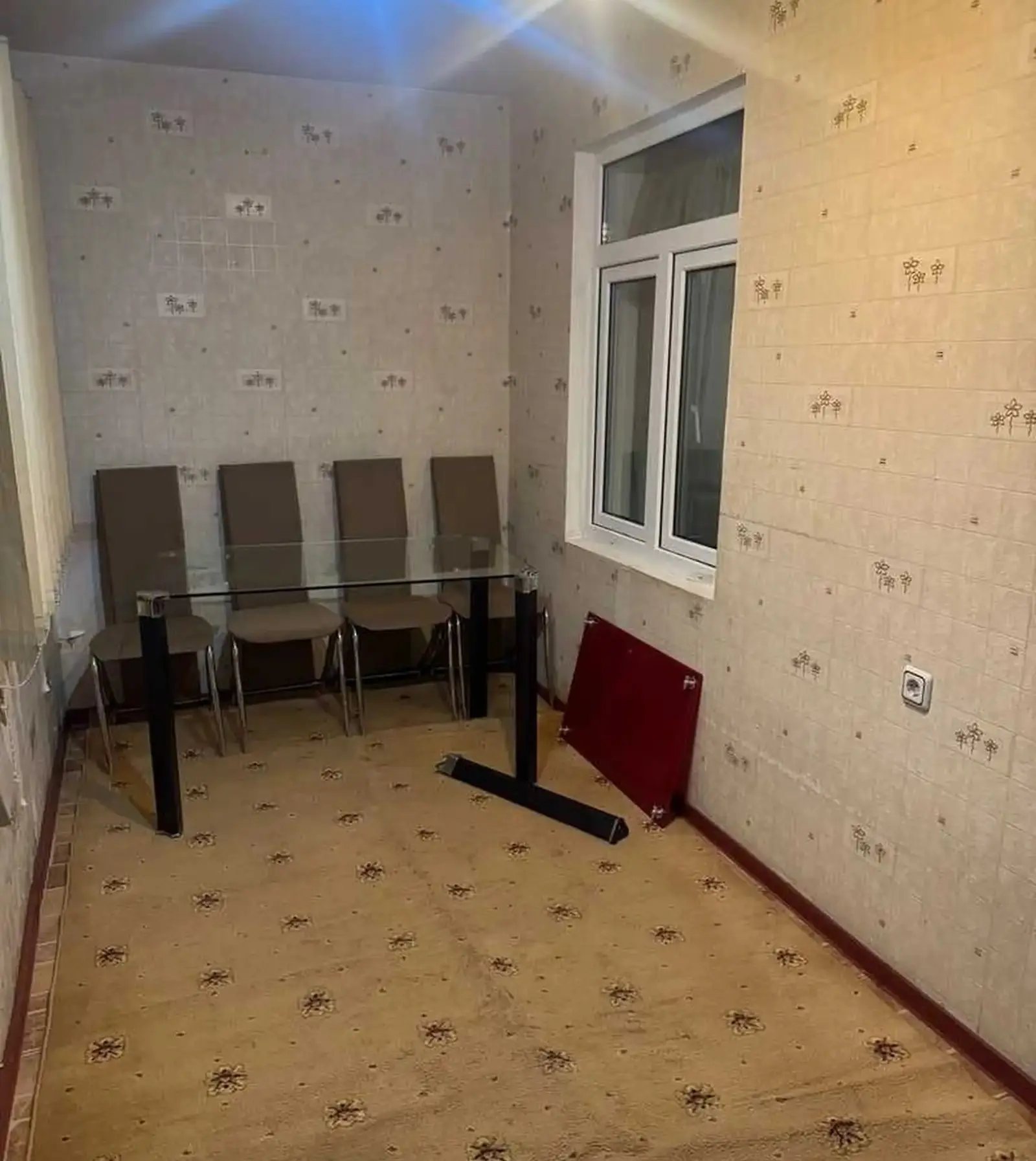4-комн. квартира, 2 этаж, 56м², 102 мкр