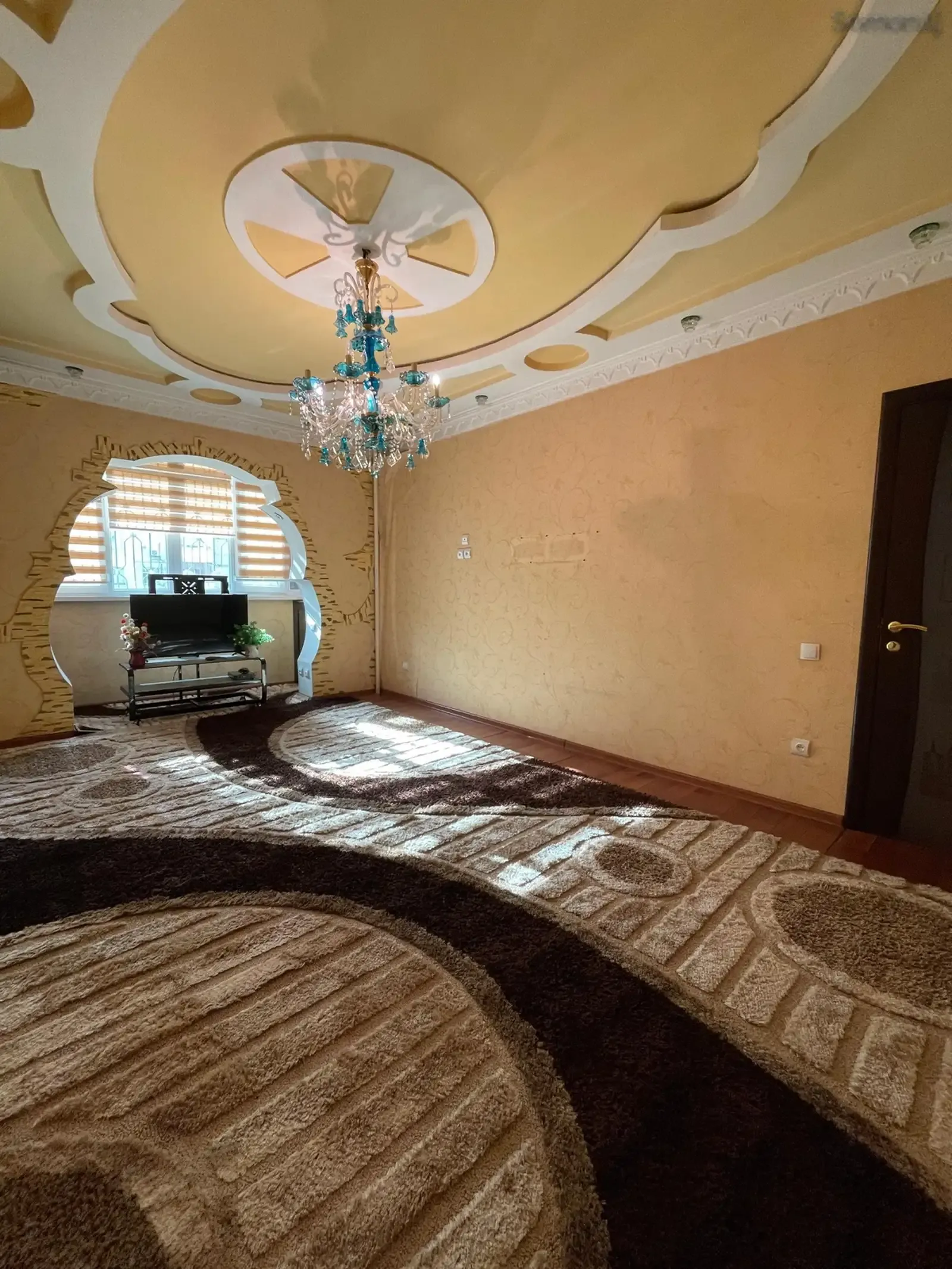 3-комн. квартира, 3 этаж, 100 м², Цирк, Дом Самсунг
