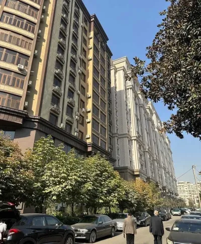 4-комн. квартира, 9 этаж, 178 м², И Сомонӣ