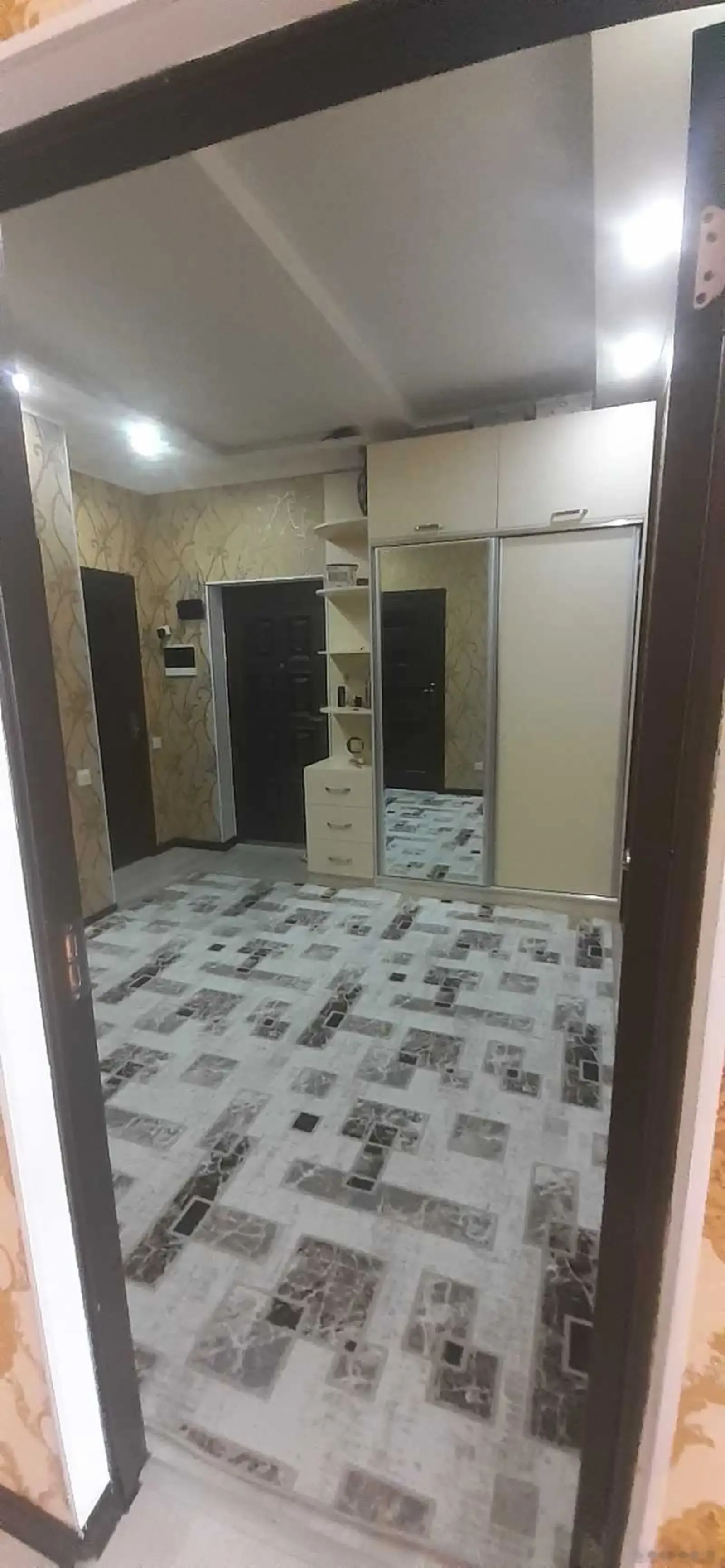 2-комн. квартира, 7 этаж, 77 м², Маяковский