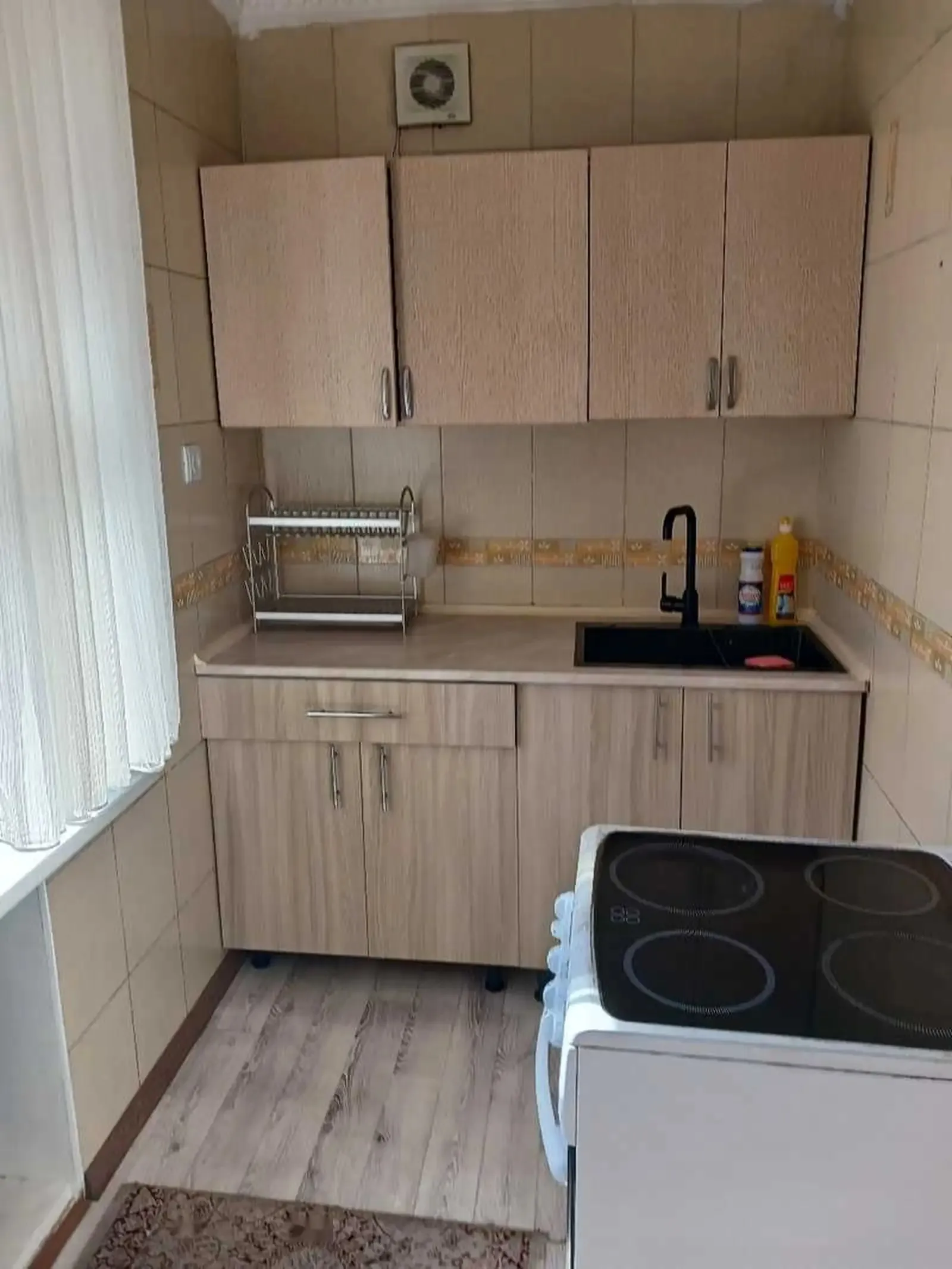 2-комн. квартира, 3 этаж, 58м², Шохмансур, Танка