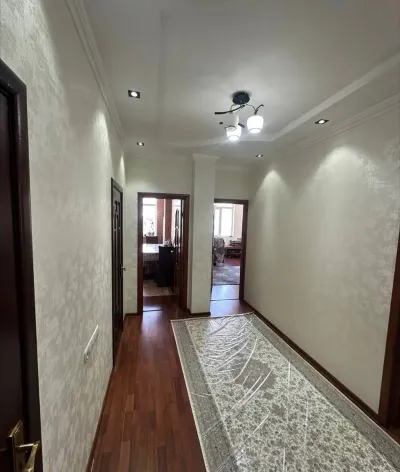 3-комн. квартира, 5 этаж, 93 м², Фирдавси