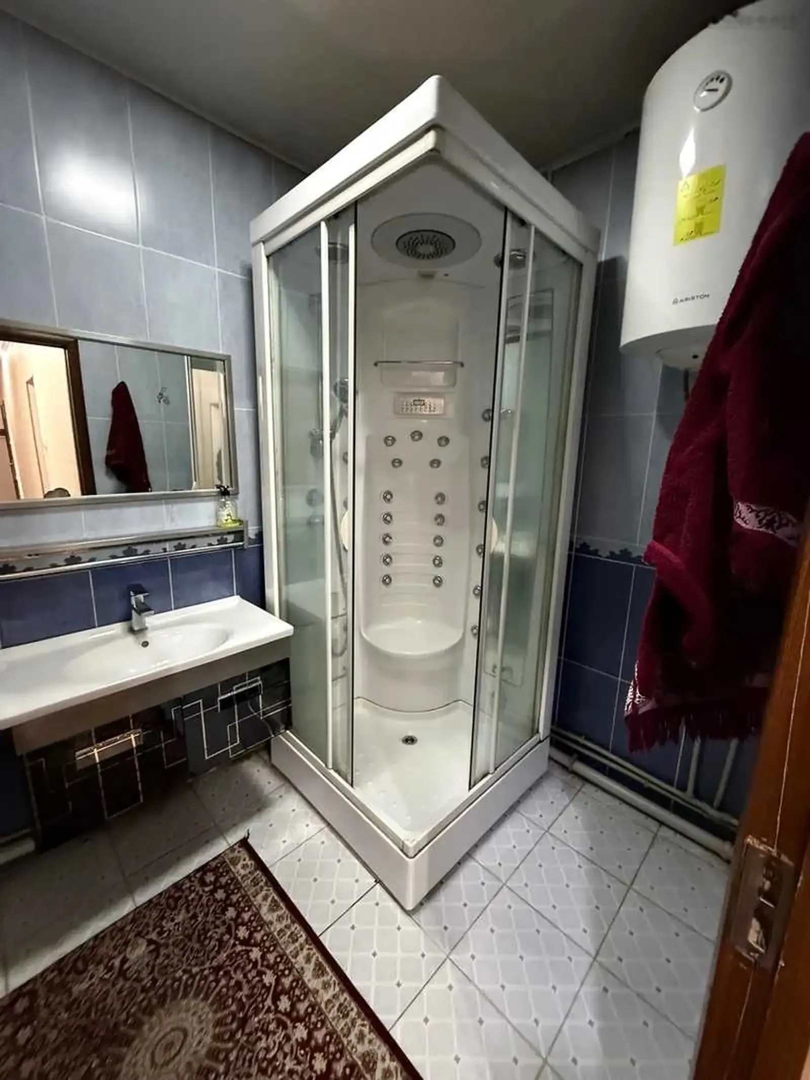 3-комн. квартира, 10 этаж, 100м², 8 март