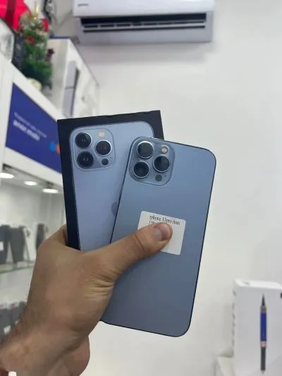 Apple iPhone 13 Pro Max, 128 gb, Sierra Blue — миниатюра 2