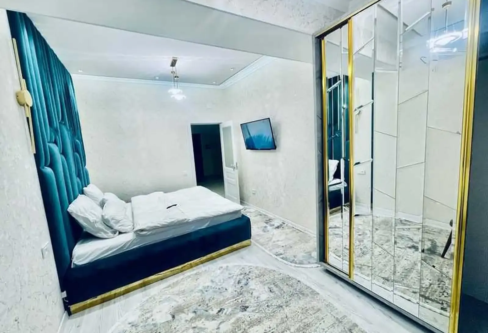 3-комн. квартира, 14 этаж, 100м², Больницаи скорый