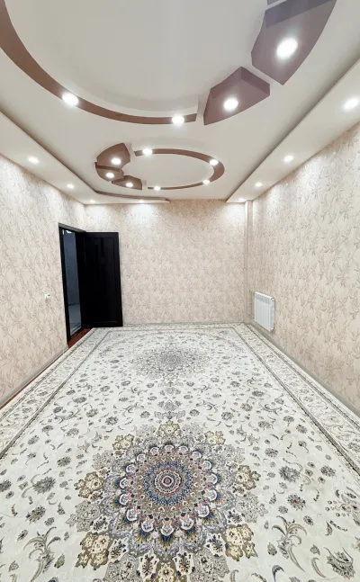 3-комн. квартира, 2 этаж, 65м², 84мкр, Ресторан «Тайга»