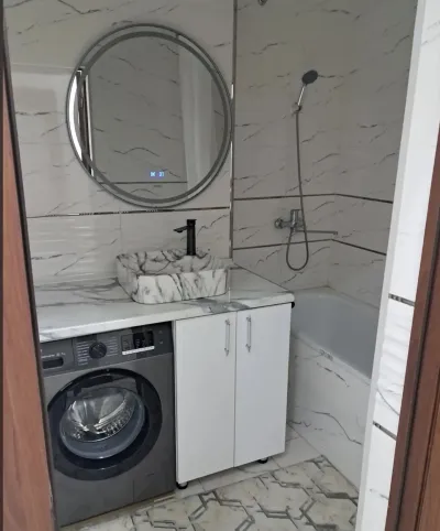 2-комн. квартира, 4 этаж, 75м², сино