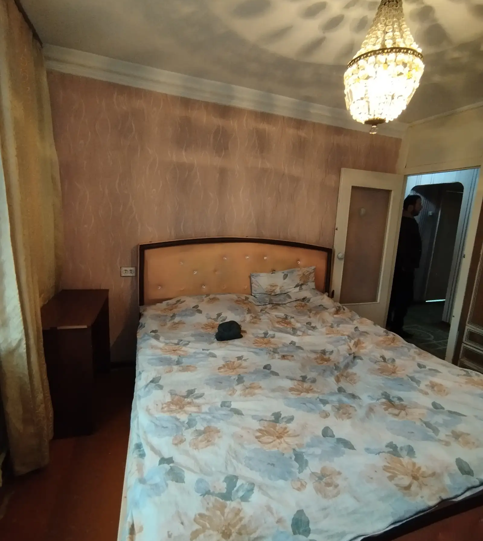 2-комн. квартира, 4 этаж, 65м², 102 мкр, ру ба руи Роддоми