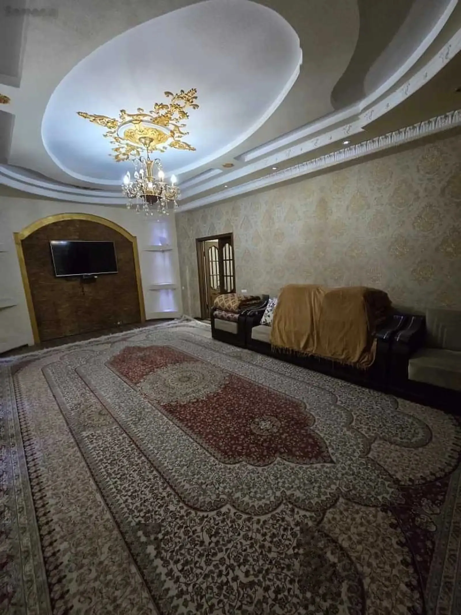 3-комн. квартира, 2 этаж, 130м², Кӯчаи Истравшан