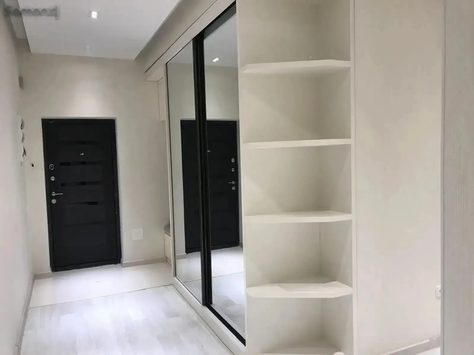 2-комн. квартира, 13 этаж, 100м², Турсунзода