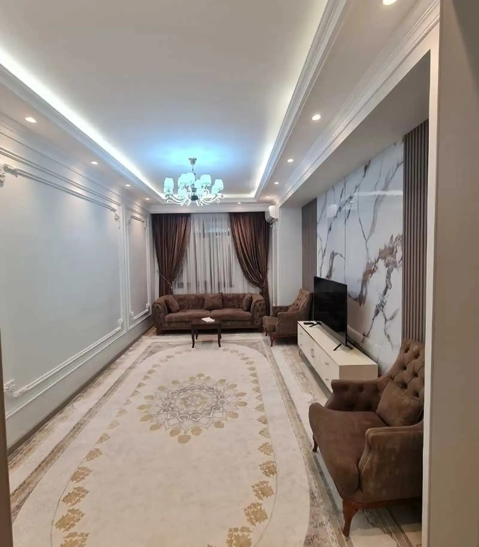 3-комн. квартира, 15 этаж, 93м², Центр