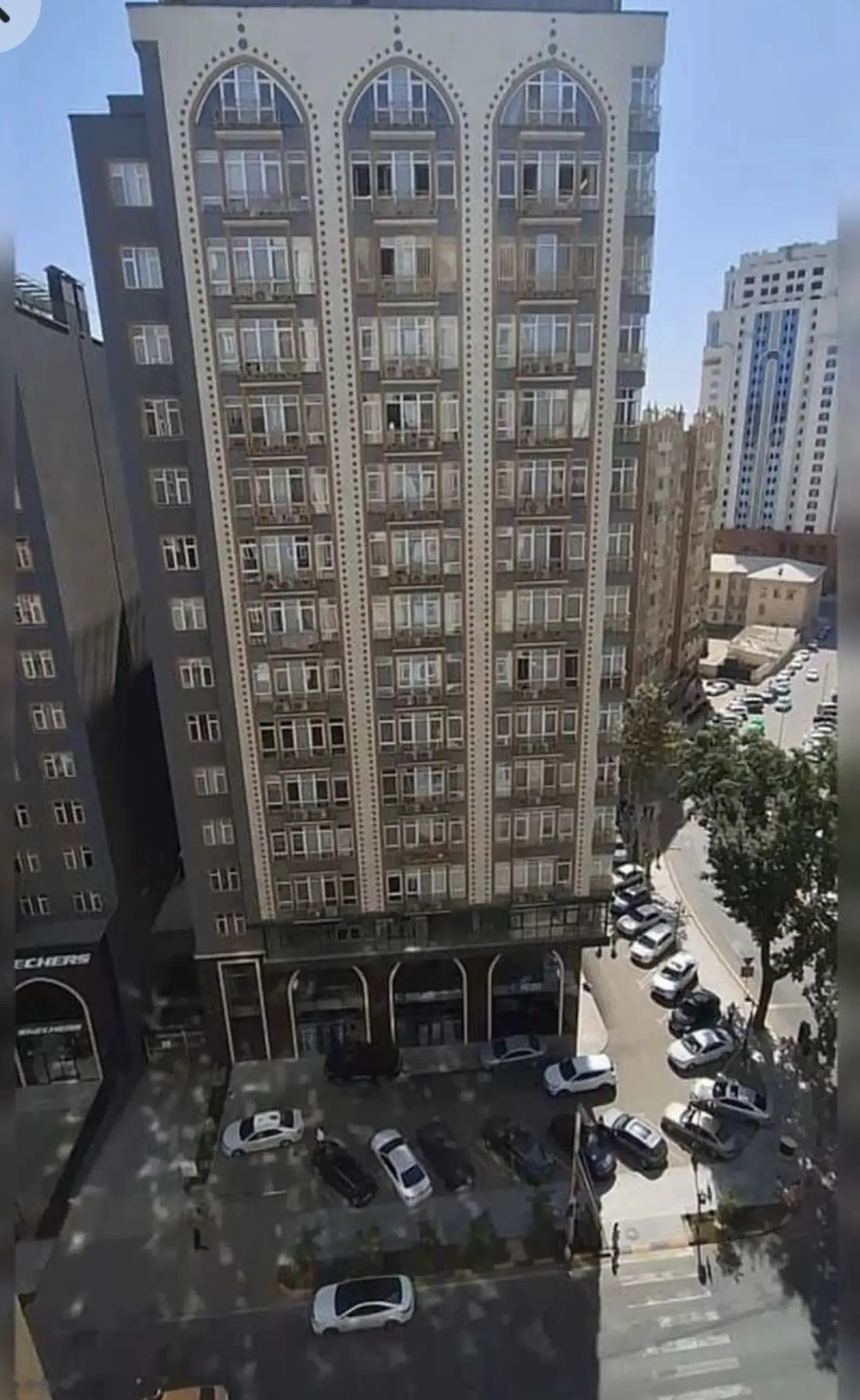 2-комн. квартира, 11 этаж, 70м², Овир