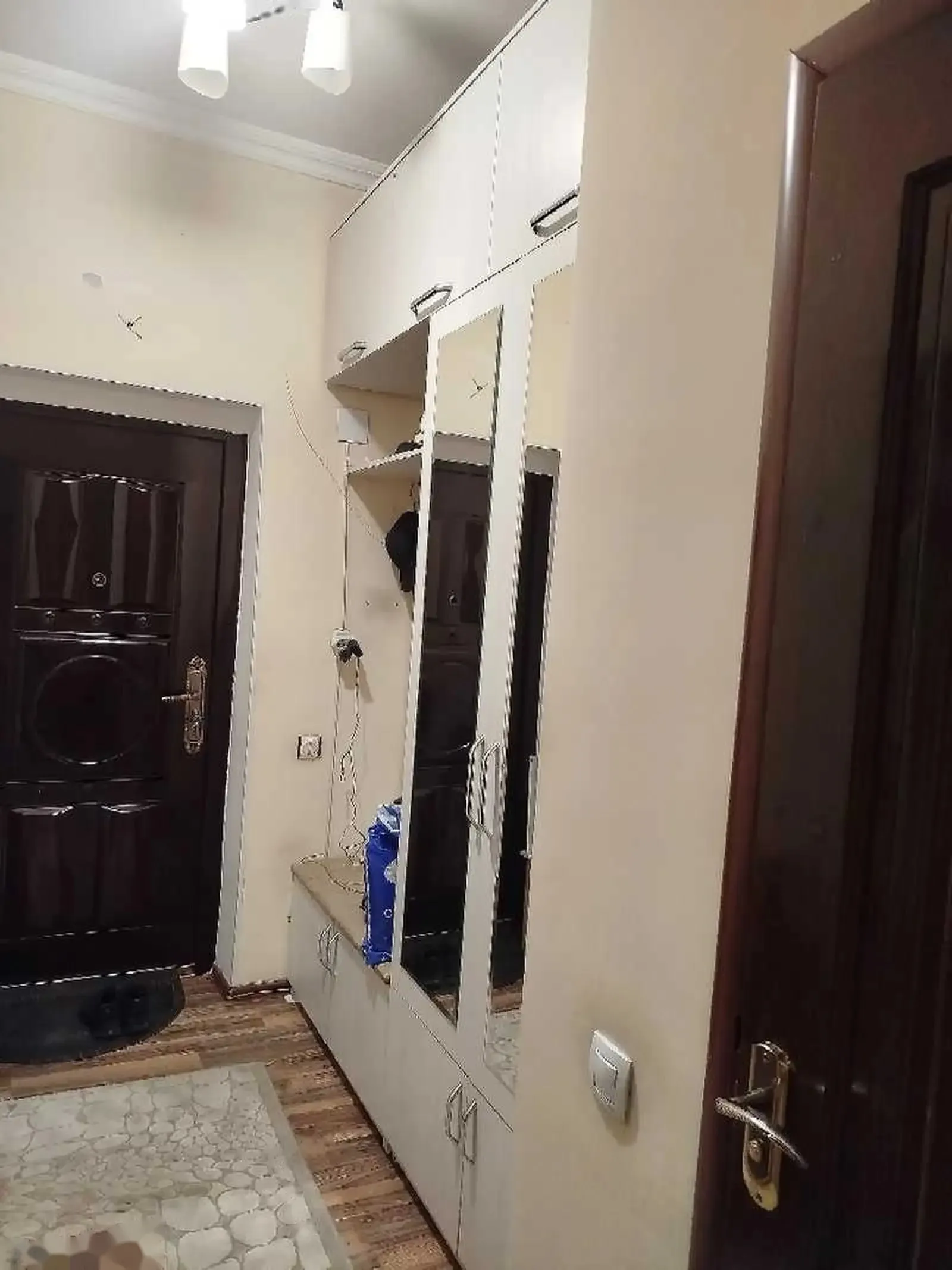 2-комн. квартира, 5 этаж, 58м², овир