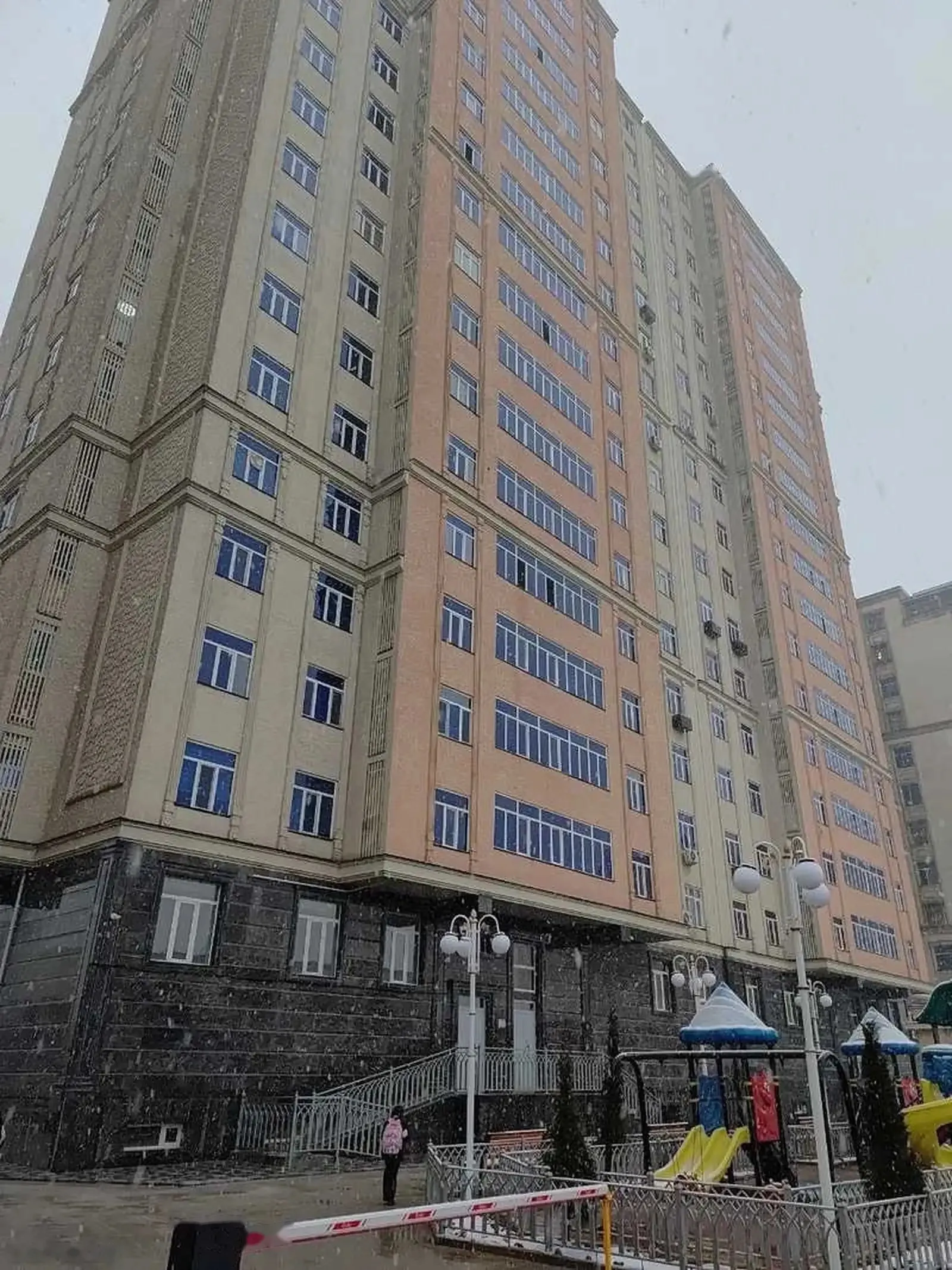 2-комн. квартира, 4 этаж, 52м², 46мкр