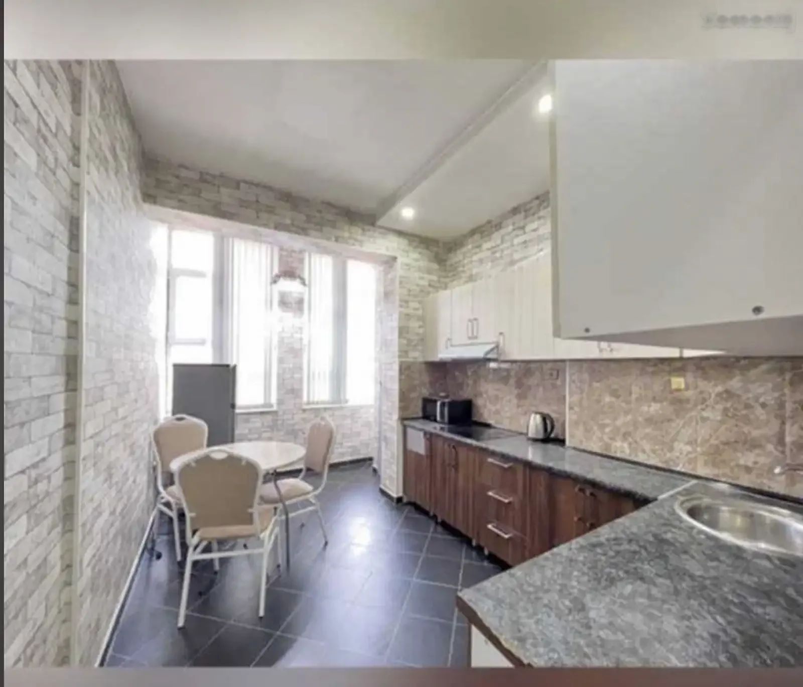 2-комн. квартира, 13 этаж, 63м², Ашан