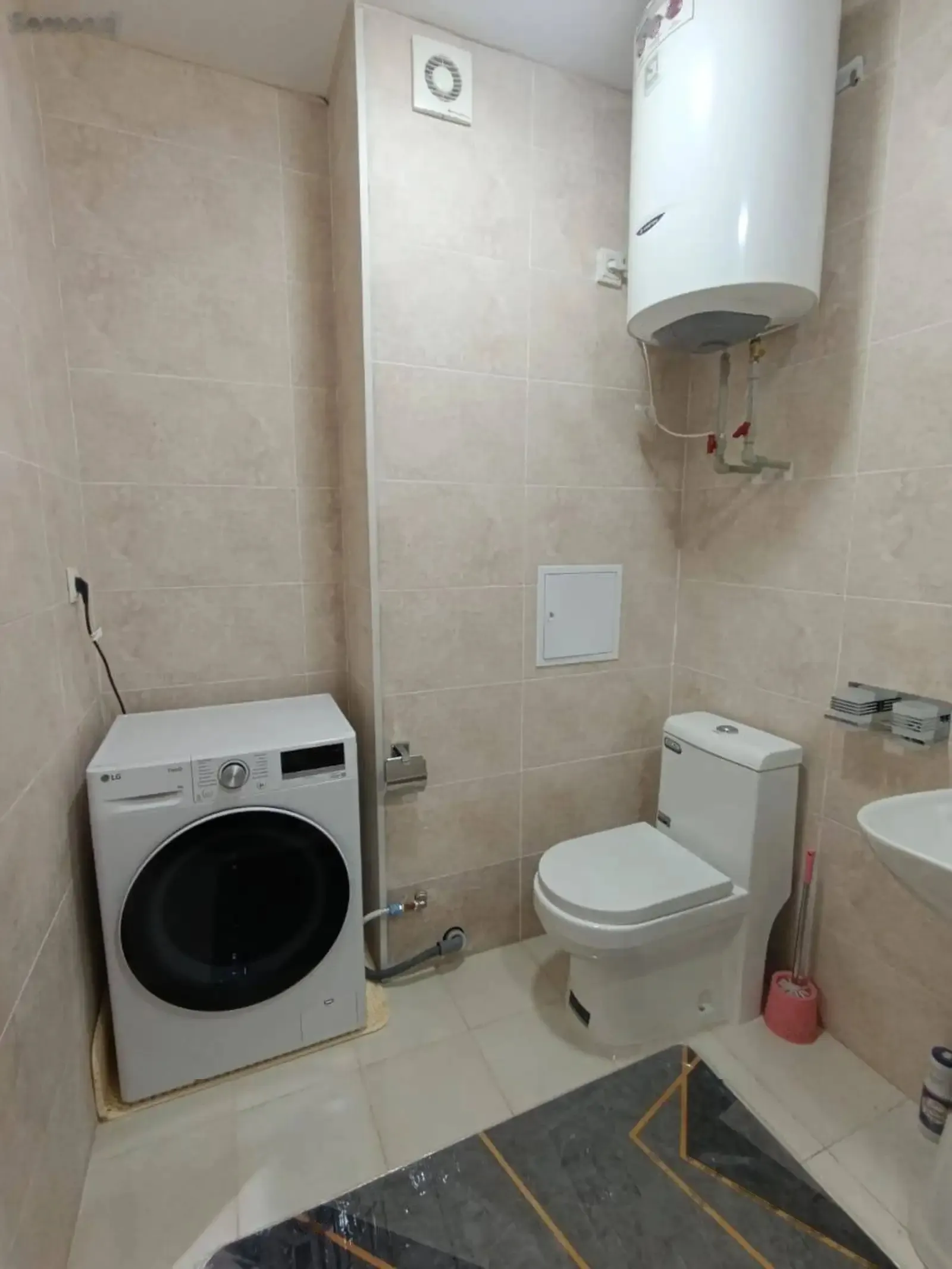 3-комн. квартира, 4 этаж, 133м², И.Сомони