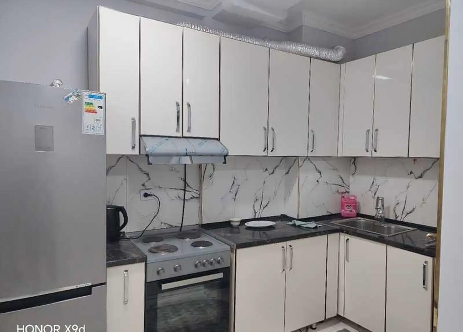2-комн. квартира, 3 этаж, 70м², Родоми 2