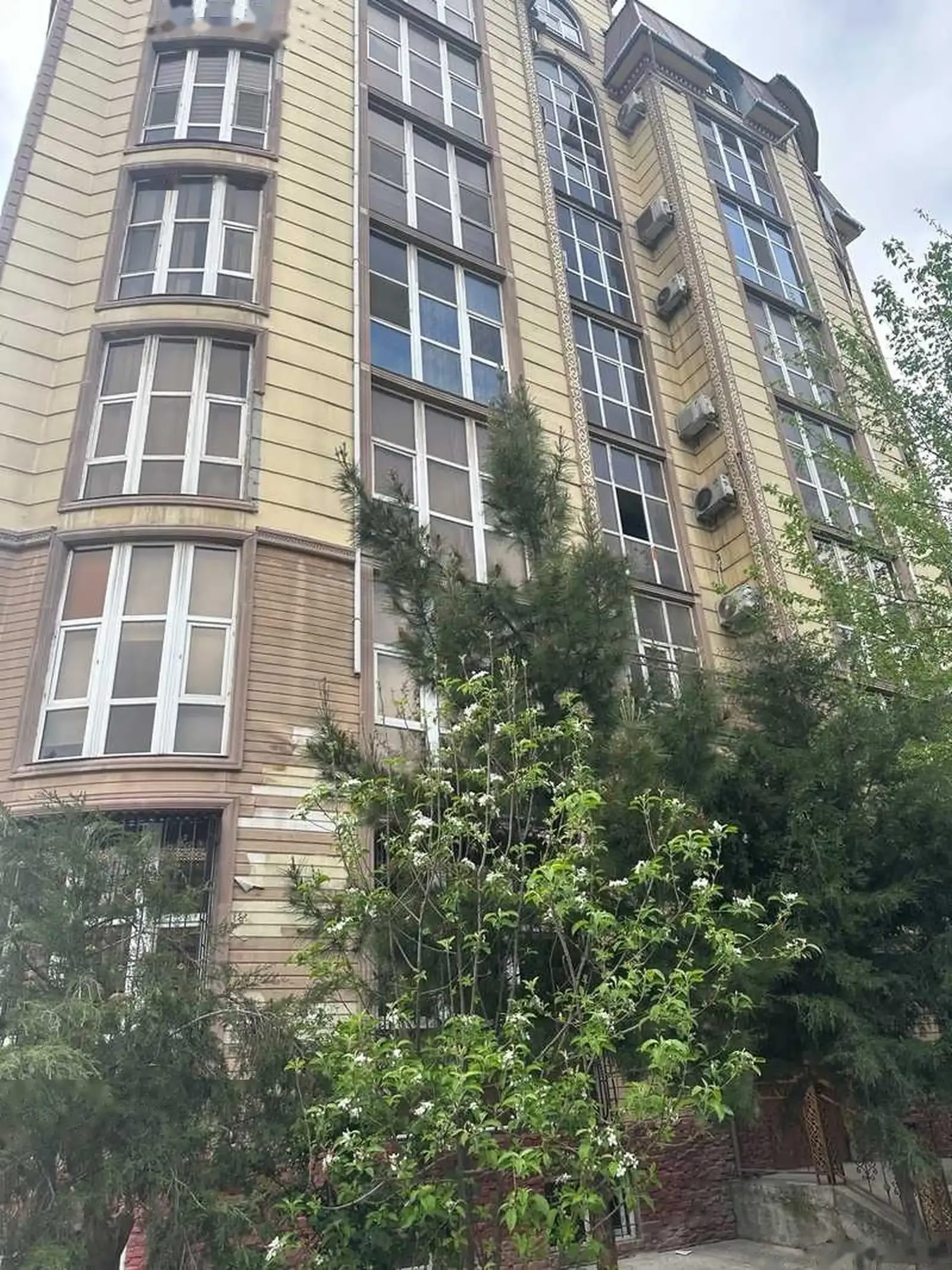 3-комн. квартира, 2 этаж, 100м², Шоҳмансур, Поворот аэропорта
