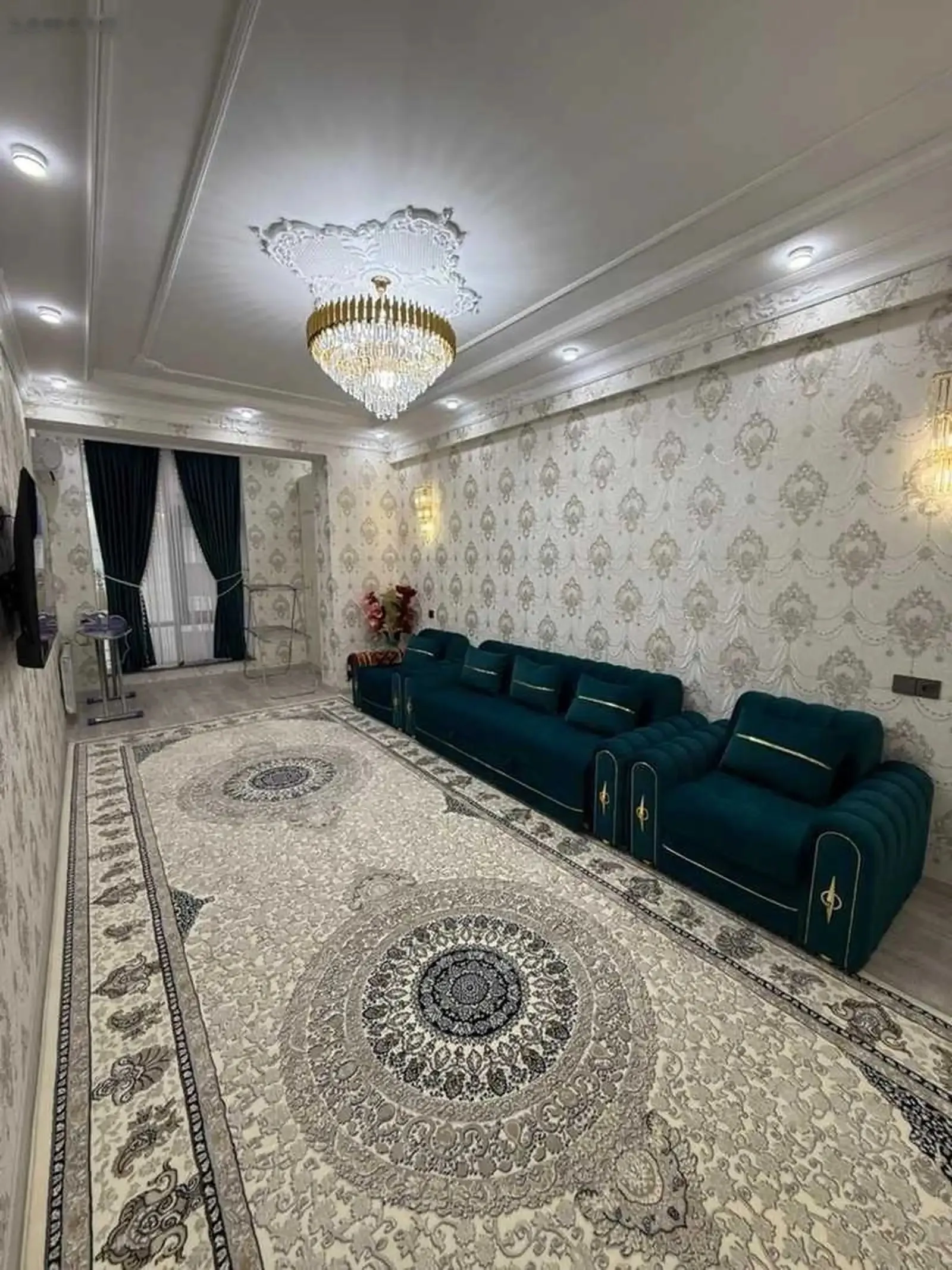 2-комн. квартира, 6 этаж, 75м², Сафо