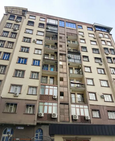 3-комн. квартира, 9 этаж, 120 м², И.Сомони