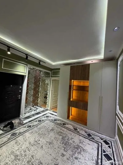 2-комн. квартира, 11 этаж, 108м², Шохмансур