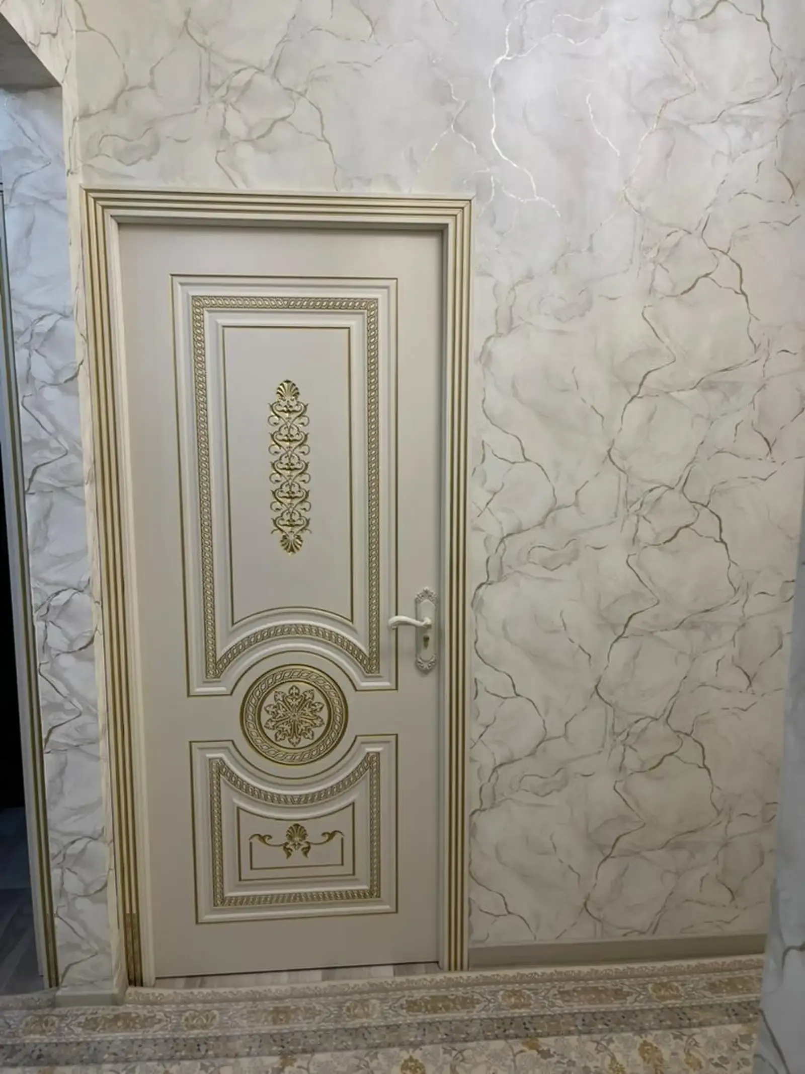 Дверь