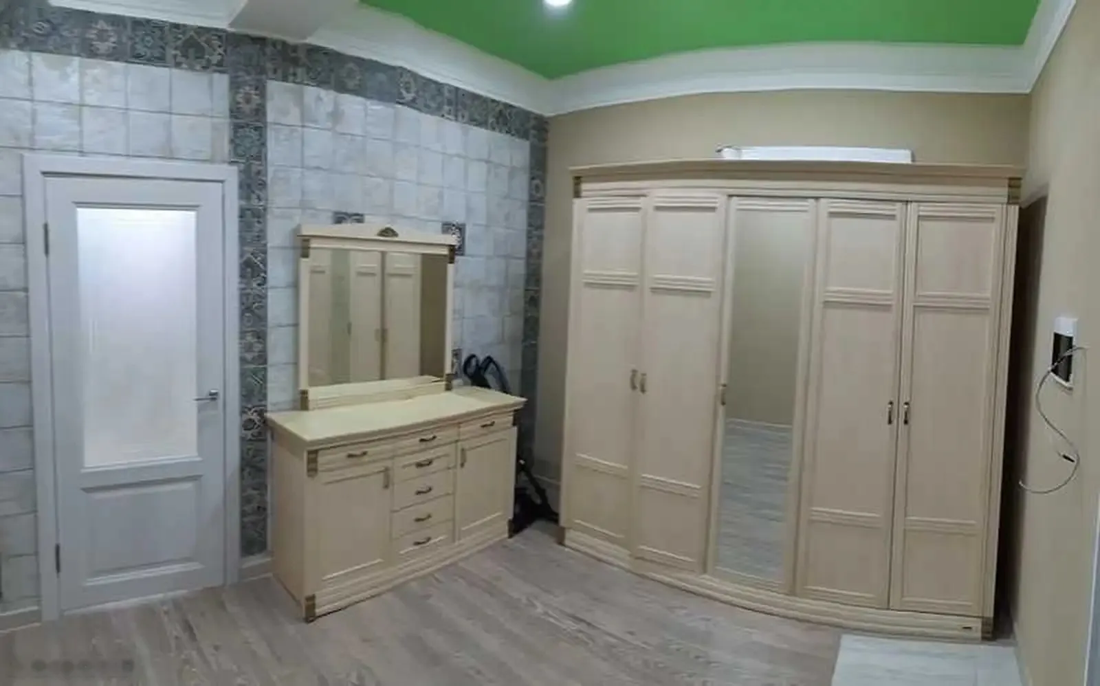 1-комн. квартира, 5 этаж, 55 м², дом печать