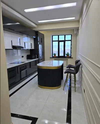 2-комн. квартира, 10 этаж, 120м², Шохмансур