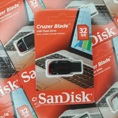 USB флешка Cruze Black 32gb