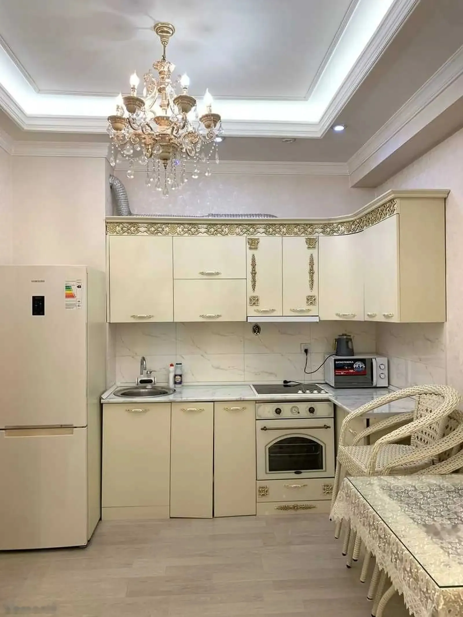 2-комн. квартира, 16 этаж, 55м², пайкари скорый